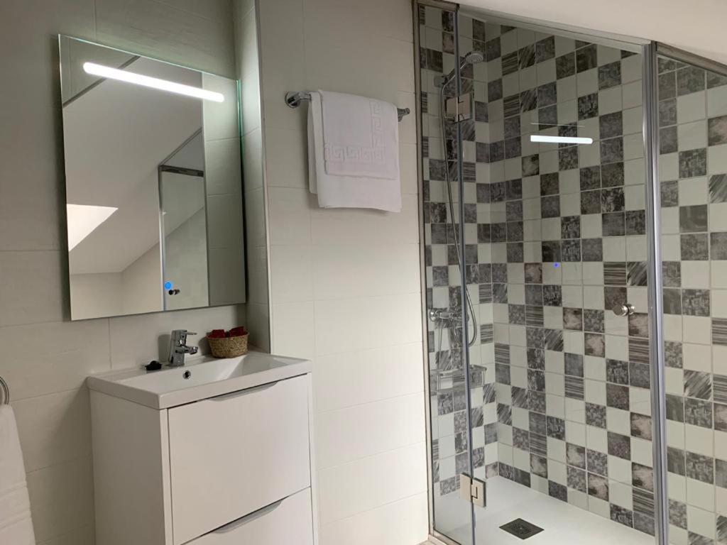 Apartamento Los Arcos Льянес Экстерьер фото